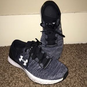 Under Armour women's size 10 tennis shoes. Bandit3